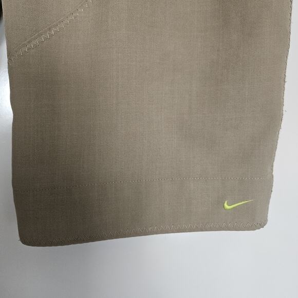 Nike Womens Bermuda Golf Shorts Size 4 Zip Pockets Zig Zag Stitch Dri Fit Classy - Picture 5 of 13